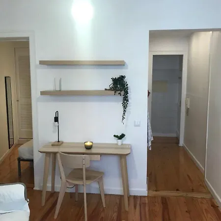 Apartment Small Flat In The Heart Of Lissabon