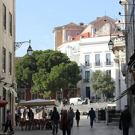 Apartment Small Flat In The Heart Of Lissabon
