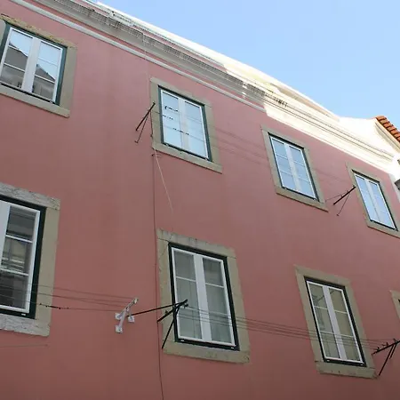 Small Flat In The Heart Of Lissabon